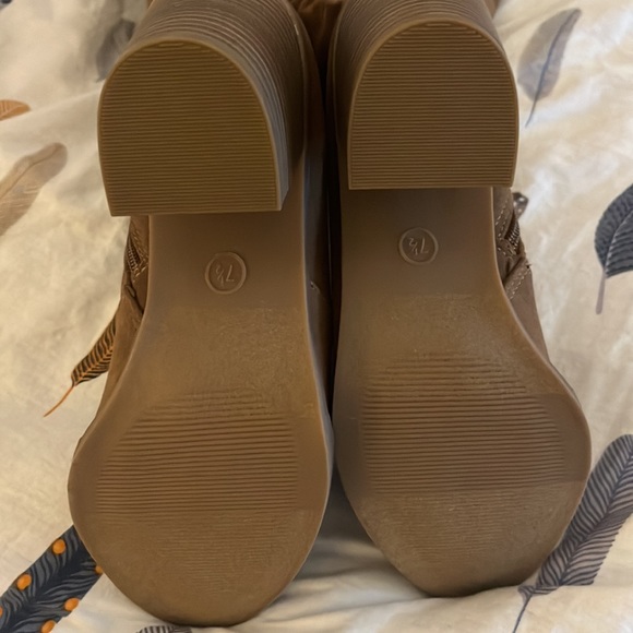 Target boots - Picture 3 of 3